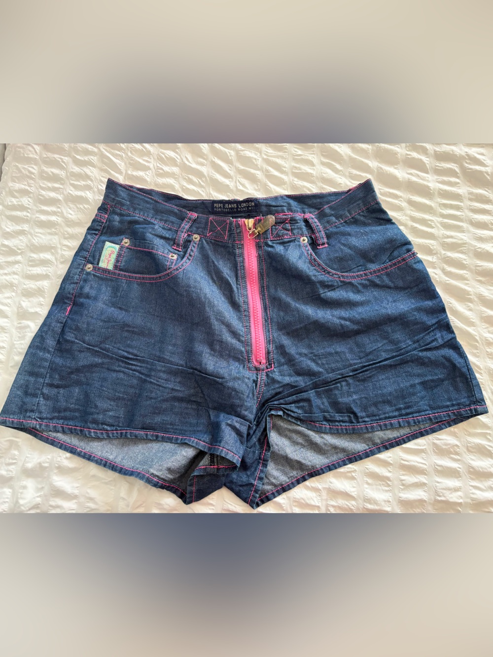 pepe jeans London Women's High-Waist Shorts with Pink Trim